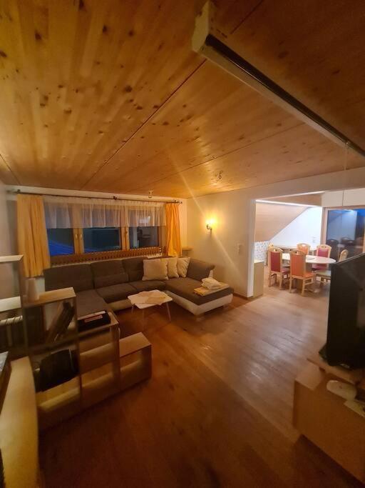 Grosszuegige Ferienwohnung Am Skigebiet Boedele Mit Rheintalblick Dornbirn Exterior photo